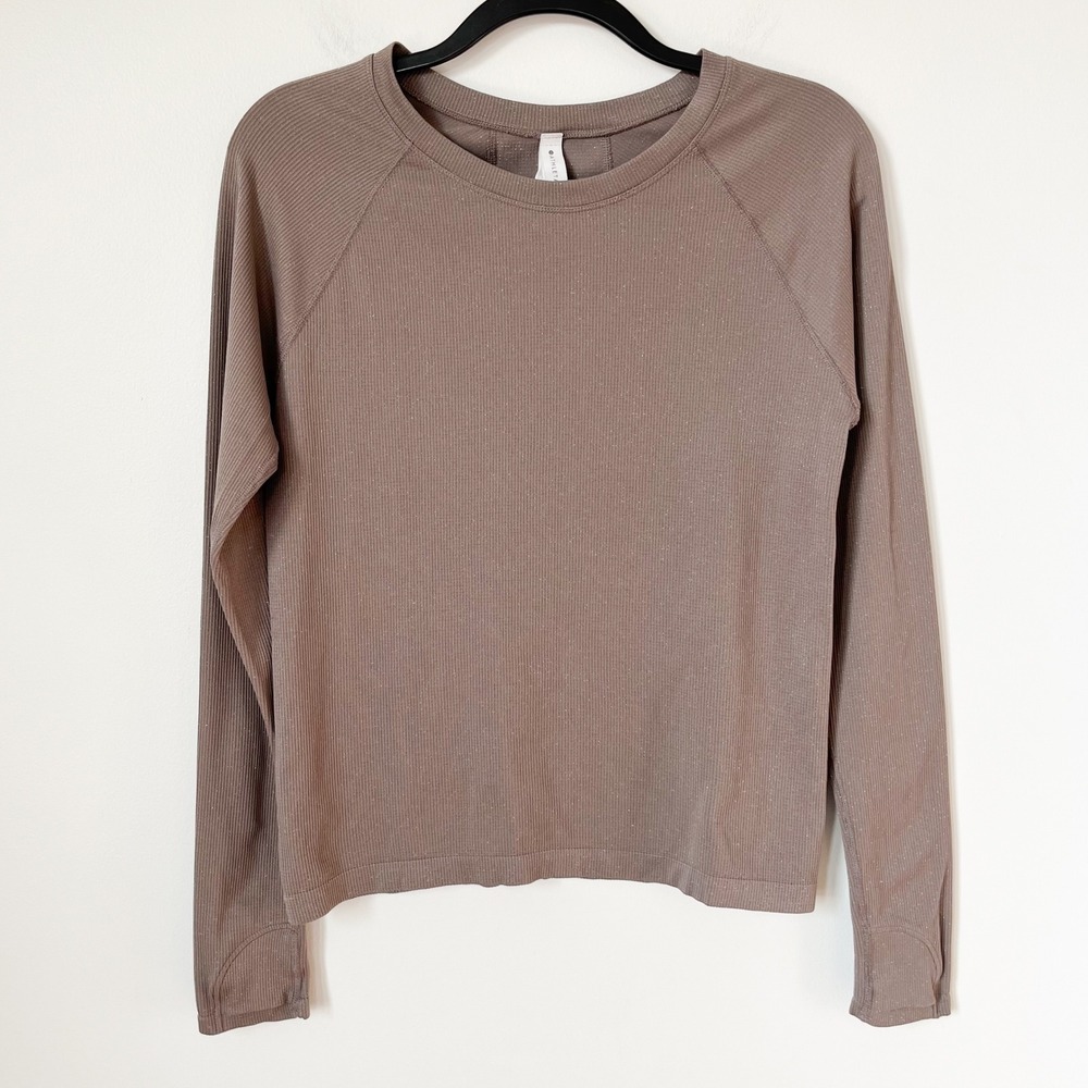 Athleta Momentum Long Sleeve Top Womens Medium Taupe Tan Metallic Shimmer